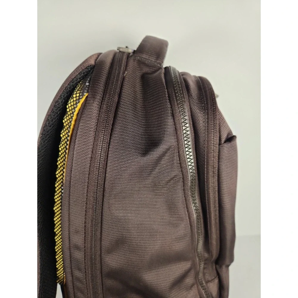 Cabelas Calamus 25 Backpack Brown Daypack Commuter Laptop Hiking Travel Bag Camp